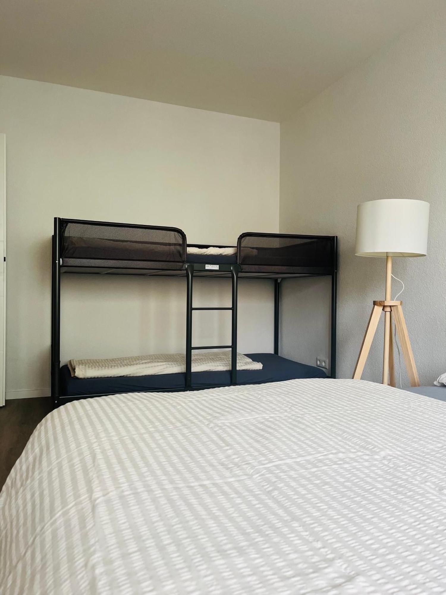 Black Forest City Apartment Mit Kostenlosem Parkplatz Freiburg im Breisgau Exteriér fotografie
